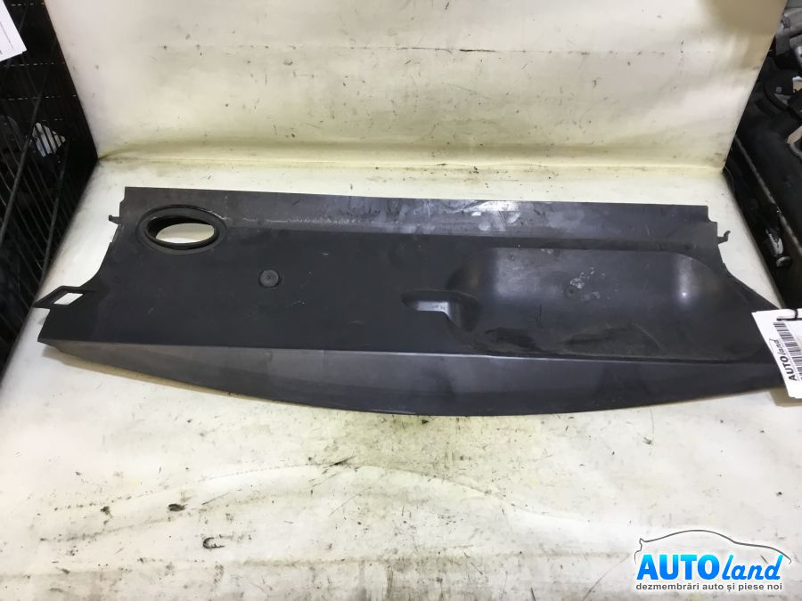 Deflector Aer 214760021r Partea de Sus Renault MEGANE III Hatchback BZ0/1 2008