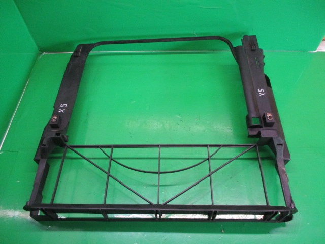 DEFLECTOR / SUPORT RADIATOR / TRAGER COD 42518 / BE518 BMW X5 E53 3.0 DIESEL FAB. 2000 - 2003 ⭐⭐⭐⭐⭐