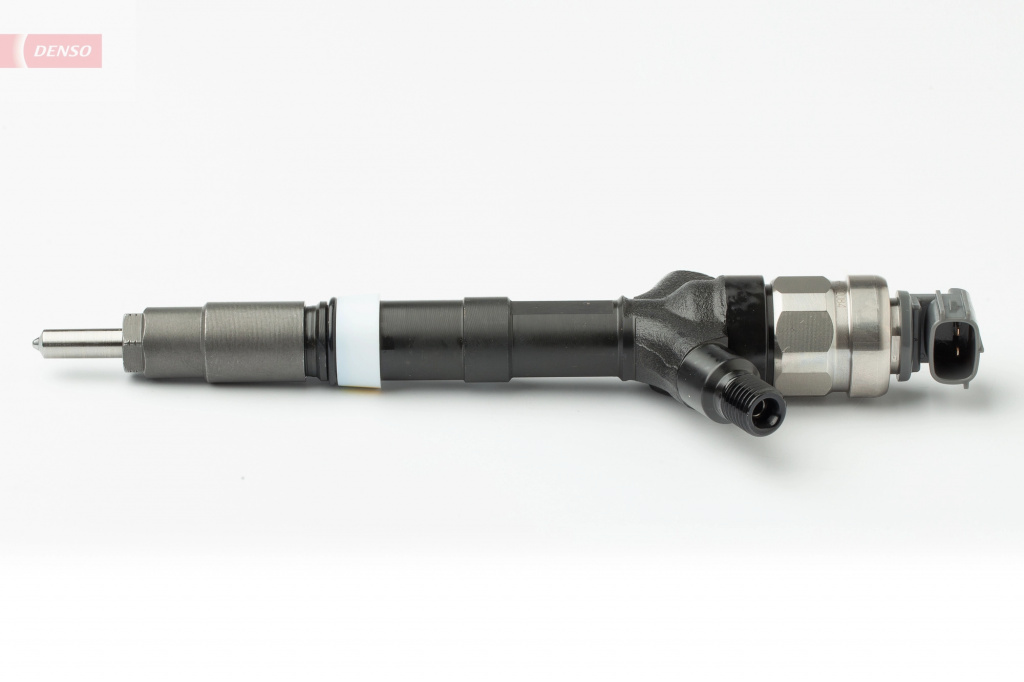 DENSO Injector DCRI107580 model TOYOTA COROLLA (_E12_) 1CD-FTV 1995cc 116cp 85kW 2002 2003 2004 2005 2006 2007