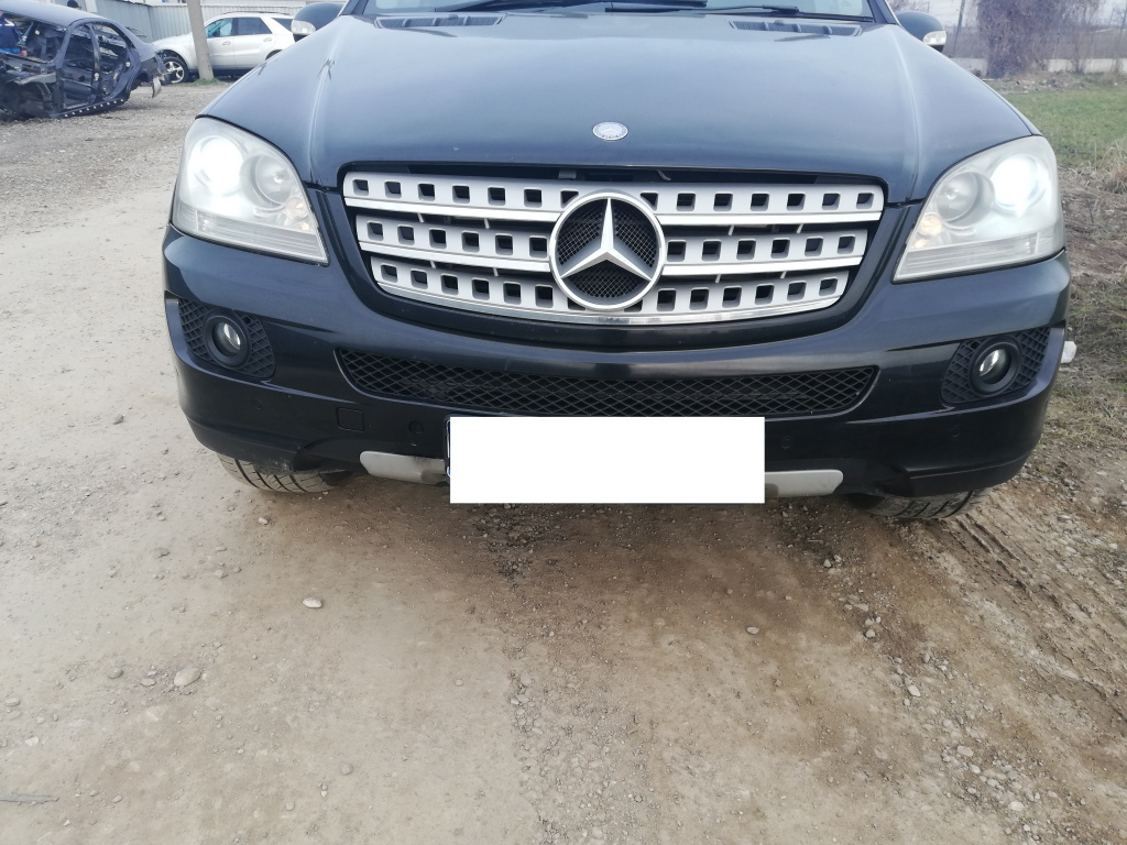 Dezmembrez MERCEDES ML W164 M-CLASS 2007