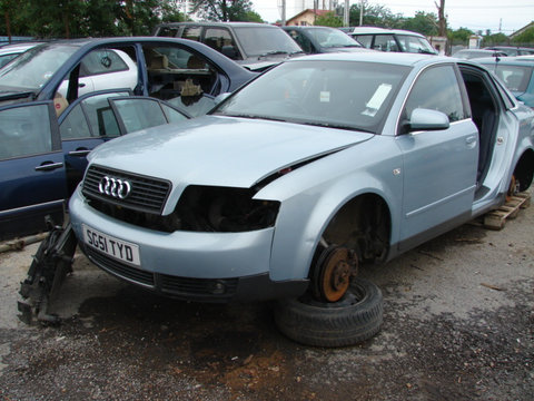 Dezmembram Audi A4 B6 [2000 - 2005] Sedan 1.9 TDI 5MT (130 hp) SE 1.9 TDI AWX