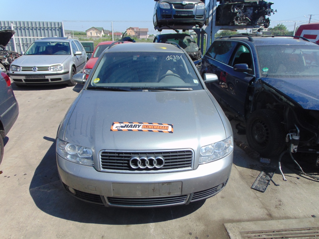 Dezmembram AUDI A4 B6 BREAK, 1.9 TDI , tip motor AWX , fabricatie 2001