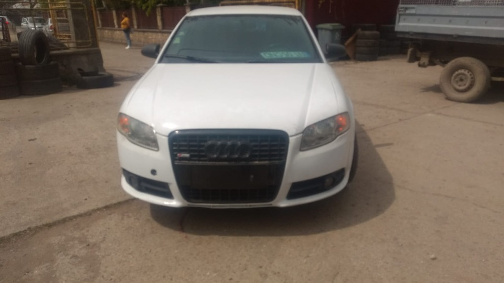 Dezmembram Audi A4 ,B7, S Line,an fabricatie 2006,2.0 TDI,cutie automata,tip motor BPW,cod cutie HHF