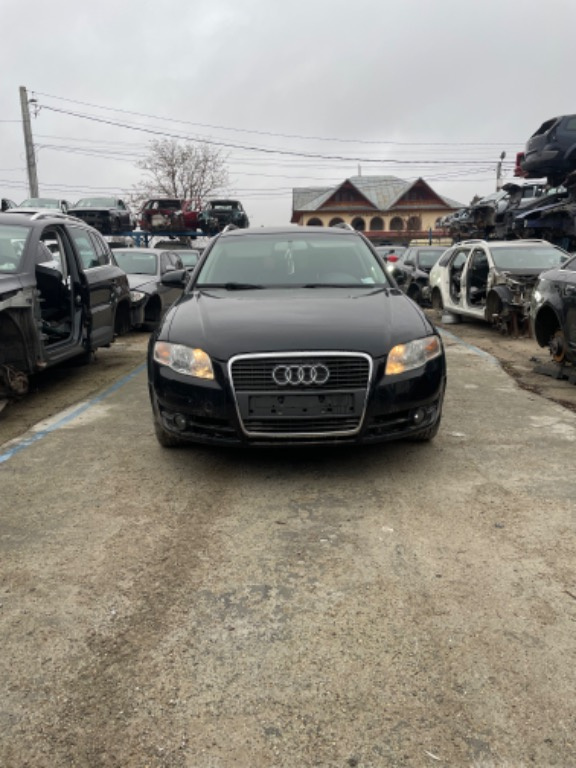 Dezmembram Audi A4 B7