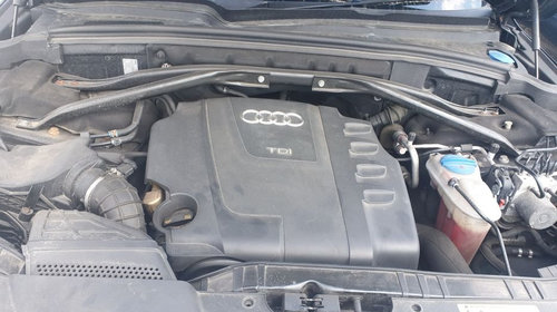 Dezmembram Audi Q5 8R 2.0 tdi cod motor 