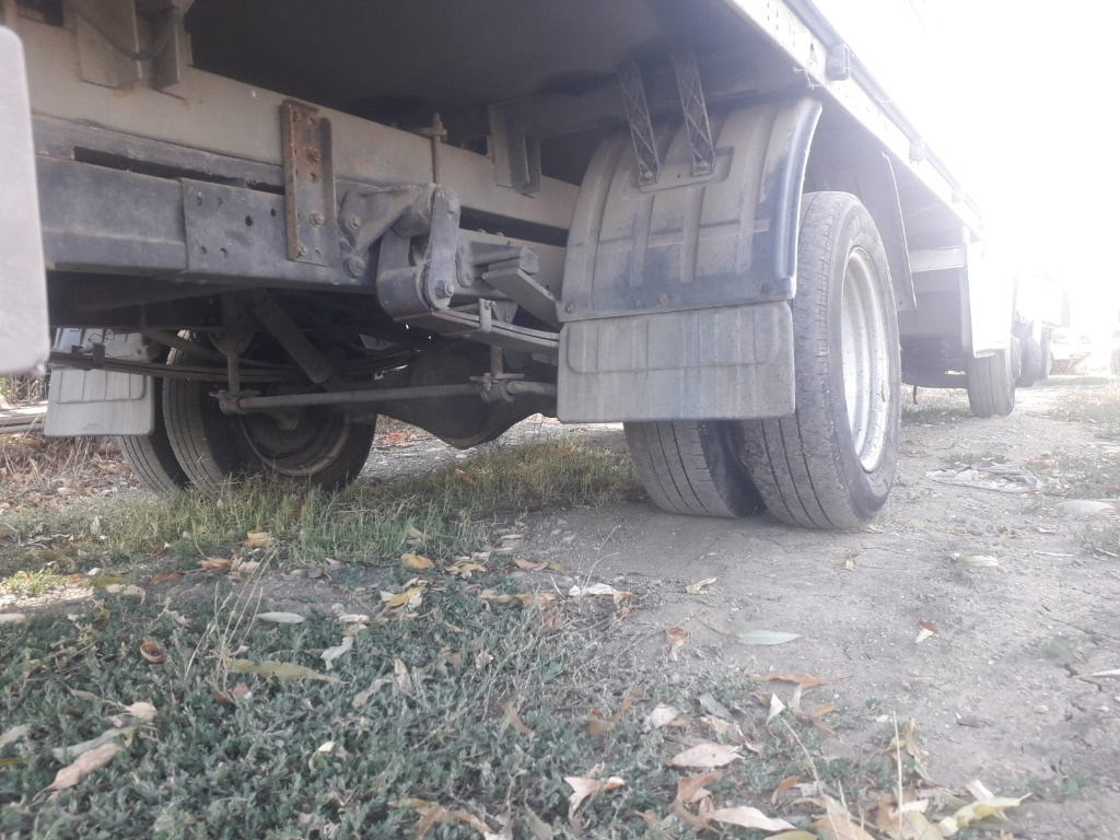 Dezmembram autoutilitara marca GAZ, tip 
