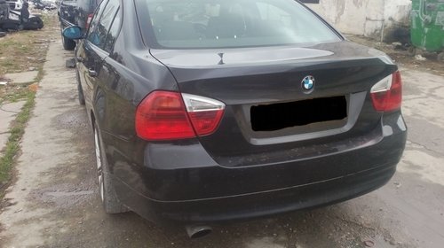 Dezmembram BMW E90 2.0 tdi 320I ES din 2