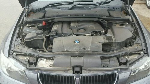 Dezmembram BMW E90 320I ES benzina 2007 