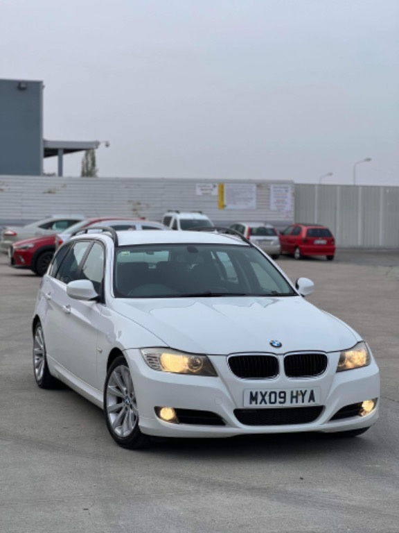 Dezmembram BMW E91 Facelift 330d N57D30A an 2010 cutie automata