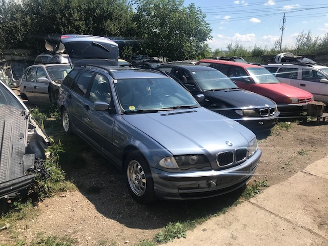 Dezmembram BMW Seria 3 E46 [1997 - 2003] Touring wagon 320d AT (136 hp)