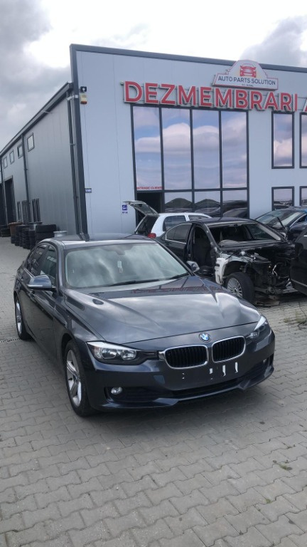 Dezmembram BMW Seria 3 F30 2.0 D Automat an fabr. 2013