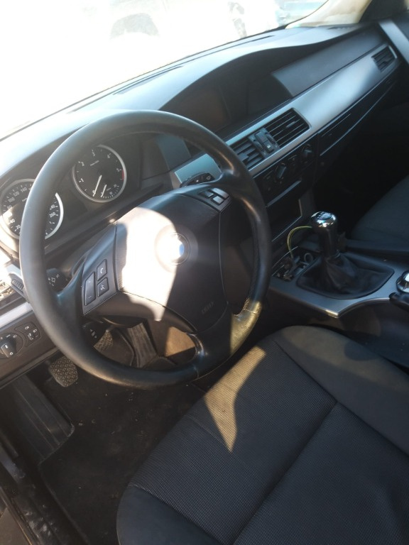 Dezmembram BMW Seria 5, 525 d, 2.5 tdi d
