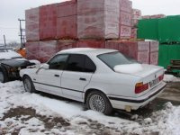 Dezmembram BMW Seria 5 E34 [1988 - 1996] Sedan 520i MT (150 hp) 2.0i