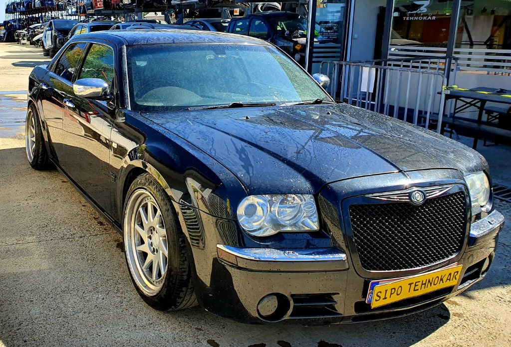 Dezmembram Chrysler 300C 3.0 d