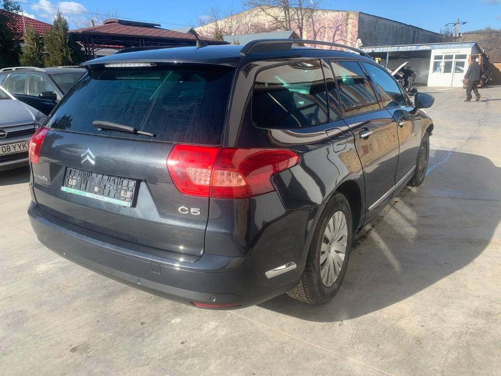 Dezmembram Citroen C5 2010 1.6 d