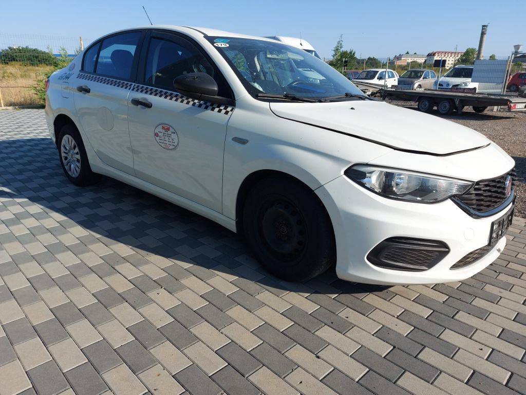 Dezmembram FIAT TIPO 1.4 843A1000 2017