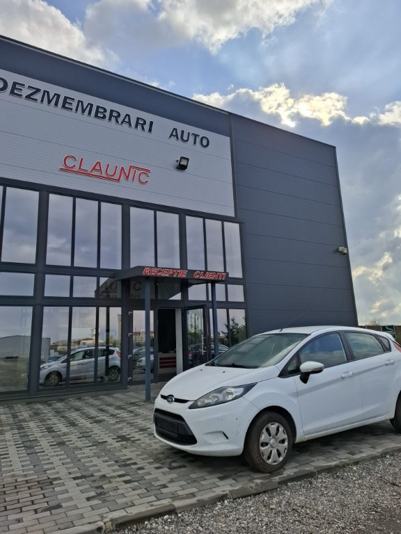 Dezmembram Ford Fiesta VI 1.4 tdci an fabricatie 2012
