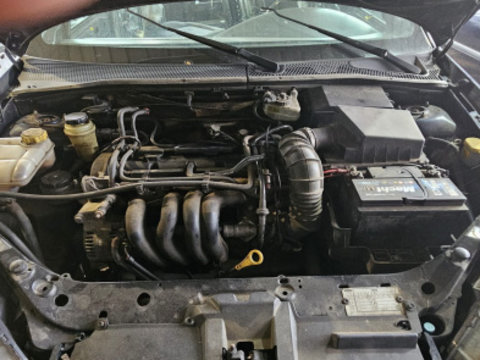 Dezmembram Ford Focus [1998 - 2004] wagon 5-usi 1.6 MT (101 hp)