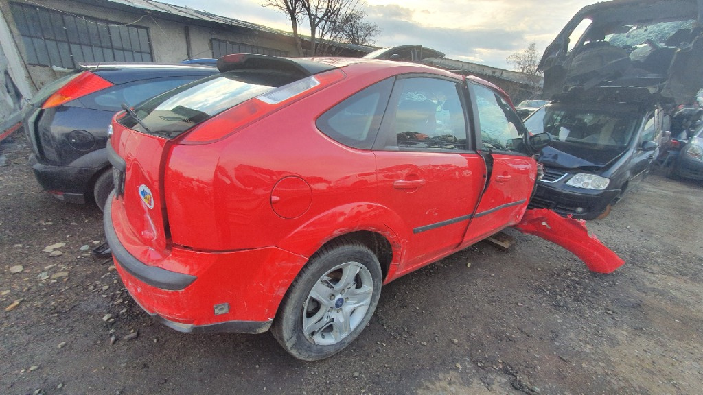 Dezmembram Ford Focus 2 1.6 16v HWDA