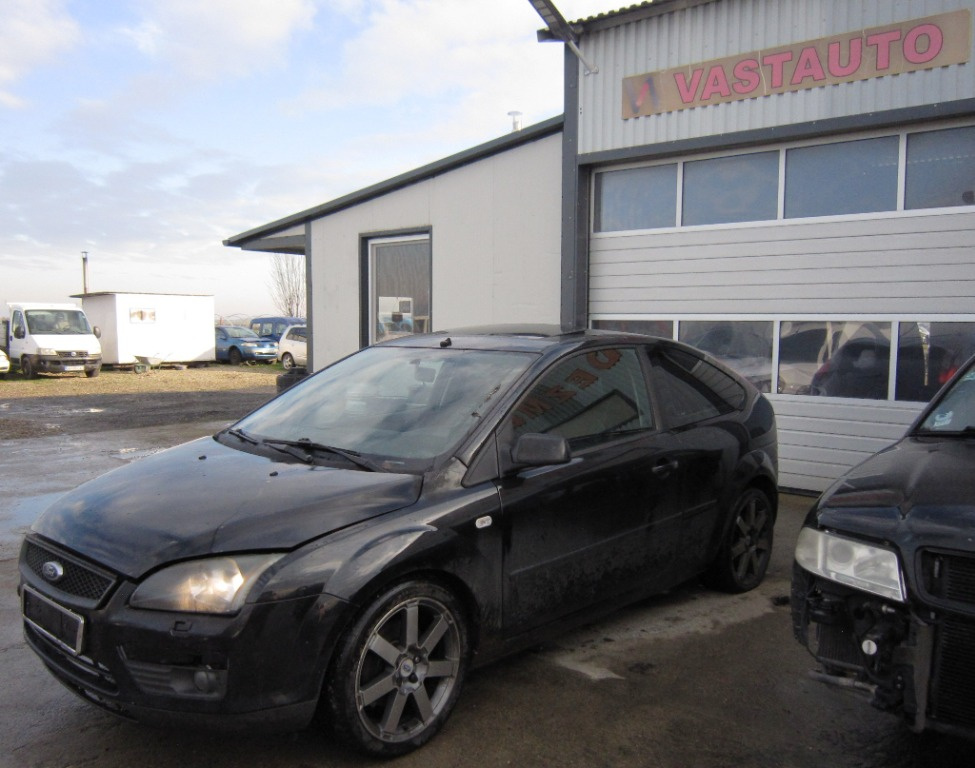 Dezmembram Ford focus II 2.0 TDCi E4 cod motor G6DD 136CP an 2004-2012