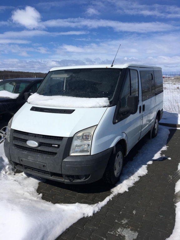 Dezmembram Ford Transit 2.2d an fabricație 2008 euro 4