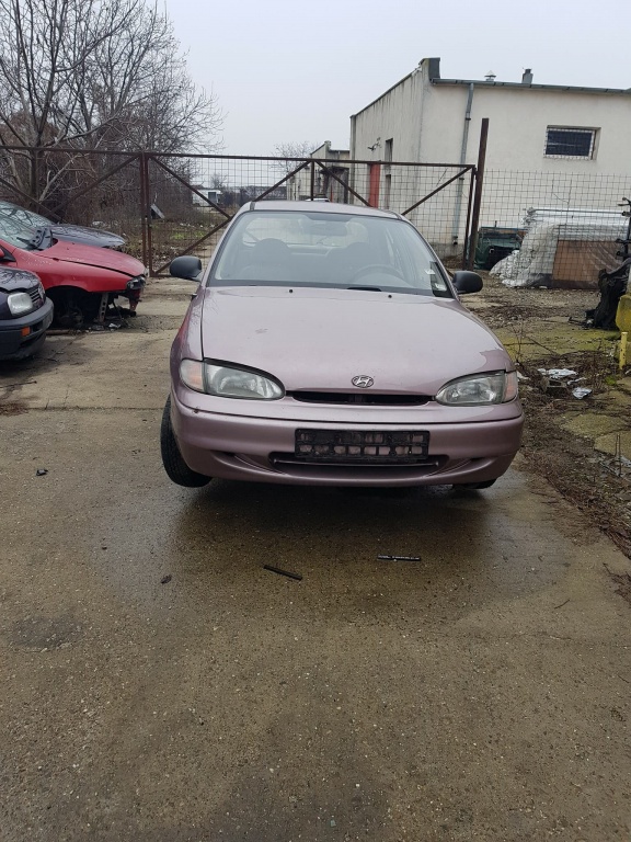 DEZMEMBRAM HYUNDAI ACCENT GLS 1.5 1995 CARSERO SECOND HAND BACAU