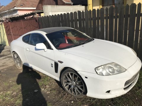 Dezmembram Hyundai Coupe 16 16v 2007