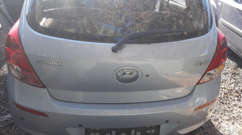 Dezmembram Hyundai I20, an 2015,1.25 ben