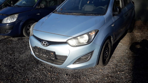 Dezmembram Hyundai I20, an 2015,1.25 ben