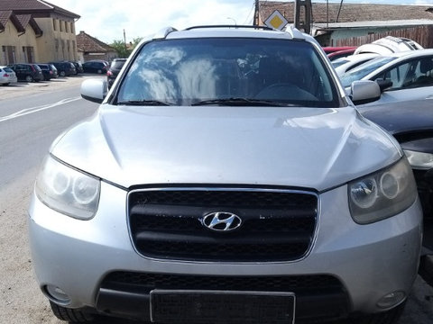 Dezmembram Hyundai Santa FE din 2006 2.2 CRDI 4x4