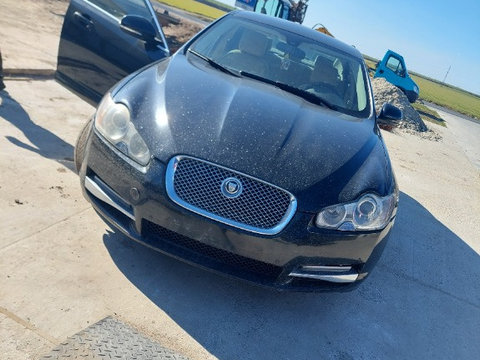 Dezmembram Jaguar Xf 3.0 d Euro 5 An 2012