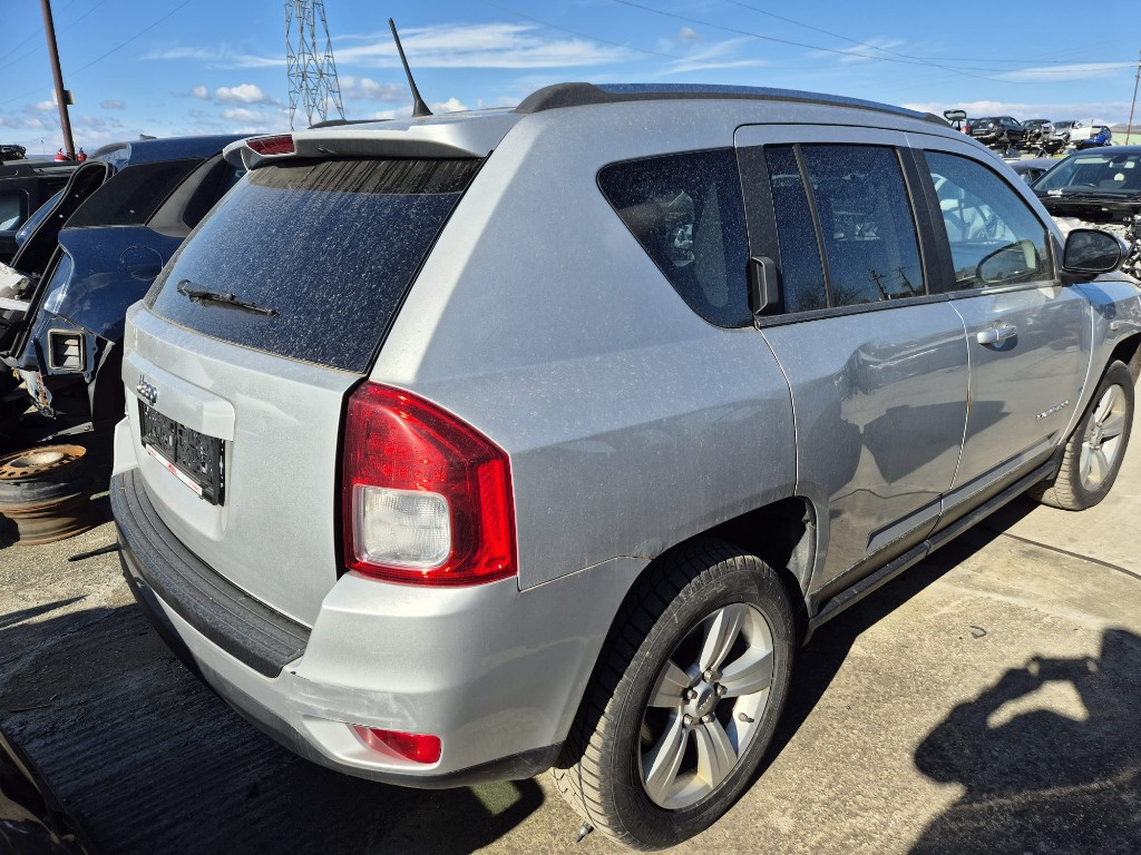 Dezmembram Jeep Compass 4x4, an 2011, 2.