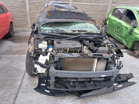 Dezmembram Kia Ceed 2 [facelift] [2015 - 2018] Hatchback 5-usi 1.6 DCT (135 hp)