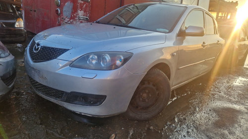 Dezmembram Mazda 3 2005