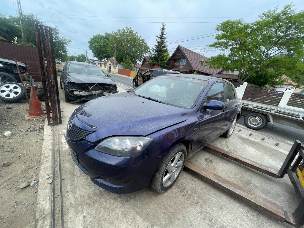 Dezmembram Mazda 3 an fabr 2003-2008