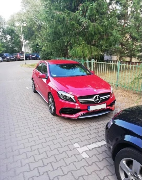 Dezmembram Mercedes A45 AMG 2014 Cod motor 13398080020096 Cod cutie: 72401500534800 Cod culoare: 589 (JUPITERR