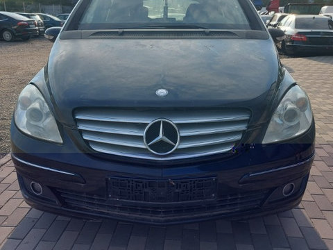 Dezmembram Mercedes B-class W245 2006 2.0