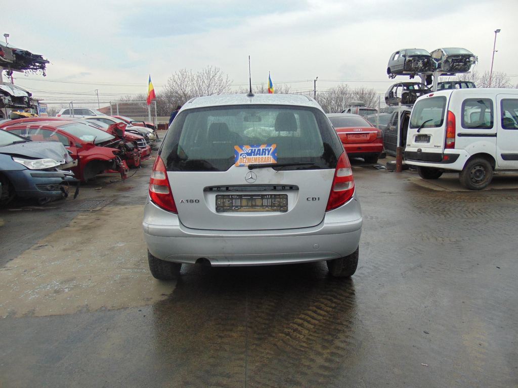 Dezmembram Mercedes Benz A-Class W169, 1