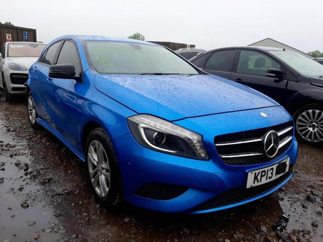 Dezmembram Mercedes-Benz A-Class W176 [2012 - 2015] Hatchback 5-usi A 180 BlueEfficiency MT (122 hp)
