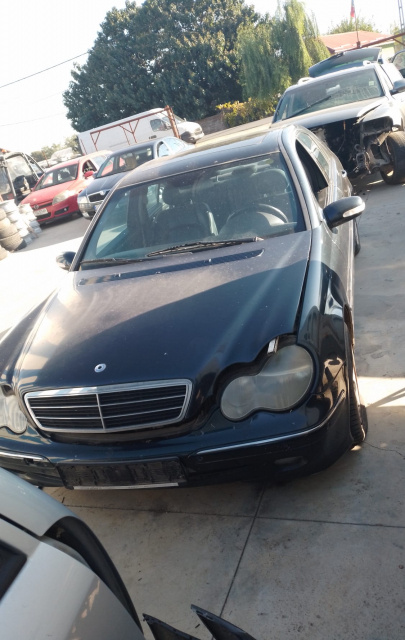 Dezmembram Mercedes-Benz C-Class W203 [2000 - 2004