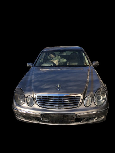 Dezmembram Mercedes-Benz E-Class W211/S211 [2002 -