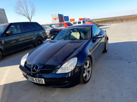 Dezmembram Mercedes-Benz SLK R171 200 Kompressor 1.8 benzina 163 CP An 2010