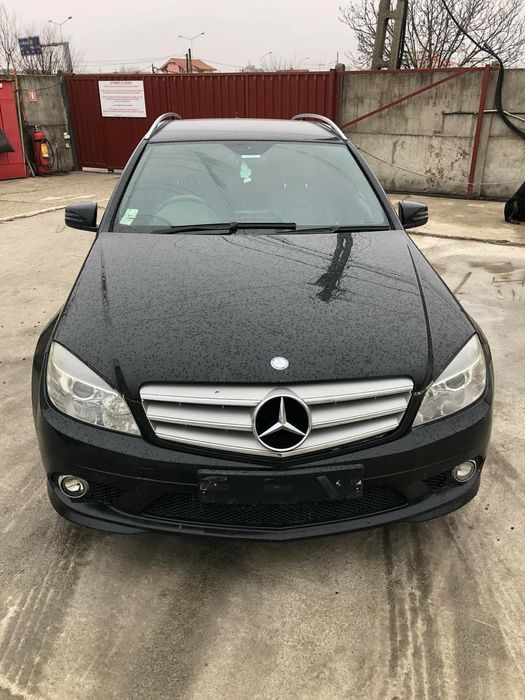 Dezmembram Mercedes c class w204 2.2 cdi euro 4 automat. Cod 646.