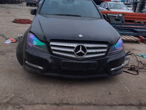 Dezmembram Mercedes C-Class(W204) C220 Cdi(204.002) 2.2 cdi 125 kw An 2012 Cod motor 651.911