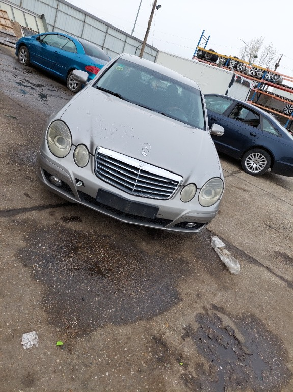 Dezmembram Mercedes E Class W211 E 220 2.2 CDI An 2007 Cod motor OM 646.821