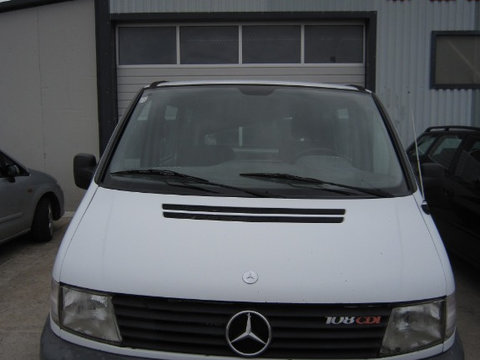 Dezmembram Mercedes Vito 638 2.2 CDI an 1998-2003