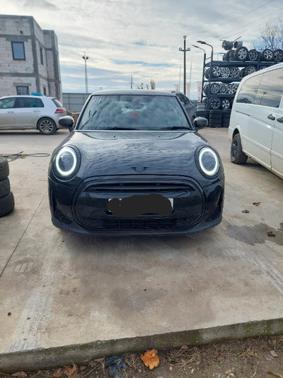 Dezmembram Mini Cooper One F56 1.5 turbo benzina A