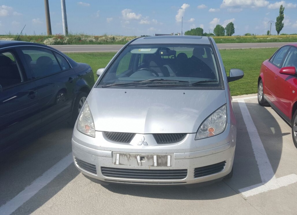 Dezmembram MITSUBISHI COLT VI 1.5 DI-D