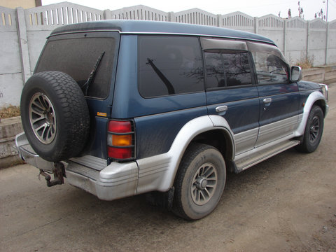 Dezmembram Mitsubishi Pajero 2 [facelift] [1997 - 1999] SUV 5-usi 2.8 TD AT (125 hp) (V3_W V2_W V4_W)