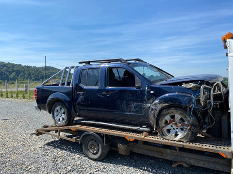 Dezmembram Nissan Navara D40 2.5 DCI An 2006 cod motor yd25 cutie manuala